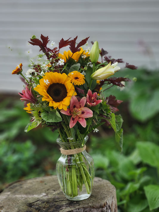 Monthly Bouquet Subscription (June-September, 4 bouquets)